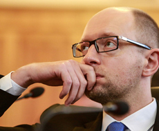 Україні буде складно виконати держбюджет — Яценюк