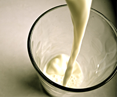 В Украине за январь снизился объем производства молока и сливочного масла – Госстат