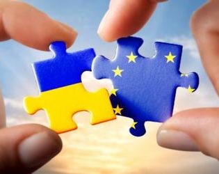 Україна та ЄС мають застосовувати дзеркальний підхід в регіоналізації ‒ Кутовий