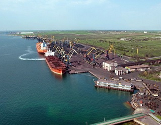 Порт «Южний» у 2017 році зменшив перевантаження добрив на 70%