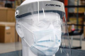 John Deere вироблятиме захисні щитки для обличчя медиків