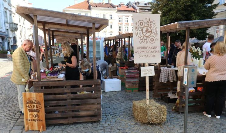 Фермерські ринки облаштують у всіх районах Львова
