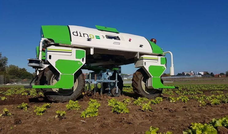 У Німеччині почалася експлуатація польових роботів Dino