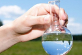 Мільйони людей п’ють воду із залишками пестицидів, – дослідження