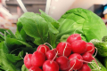 На окупованій Херсонщині ціни на овочі та ягоди дуже низькі