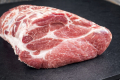 Україна імпортує вдесятеро більше свинини, ніж експортує