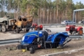 Окупанти побили та обстріляли міні-трактори на Київщині