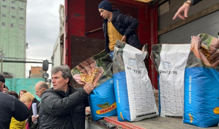 «Байєр» надає 26 тис. мішків насіння кукурудзи українським аграріям