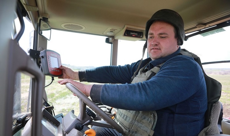 Про подвиг українських фермерів під час посівної пишуть іноземні ЗМІ
