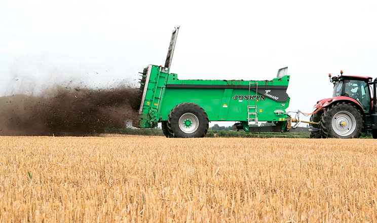 Ефективне застосування органіки, зокрема гною — чудовий варіант із погляду рентабельності й агрономічної доцільності