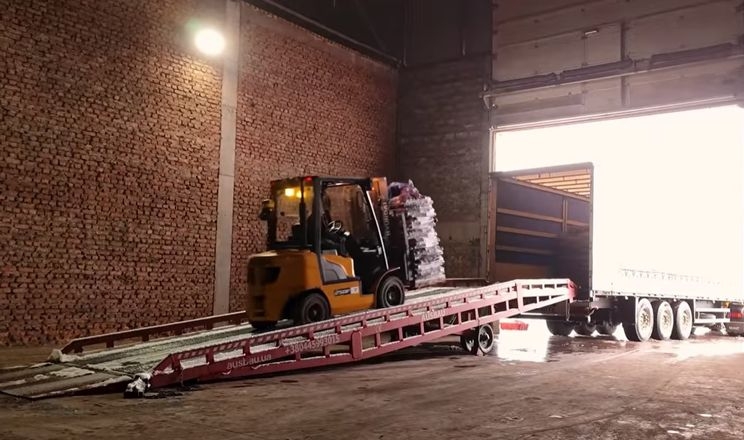 «Контінентал» відправив 100 тонн картоплі як гумдопомогу Херсонщині