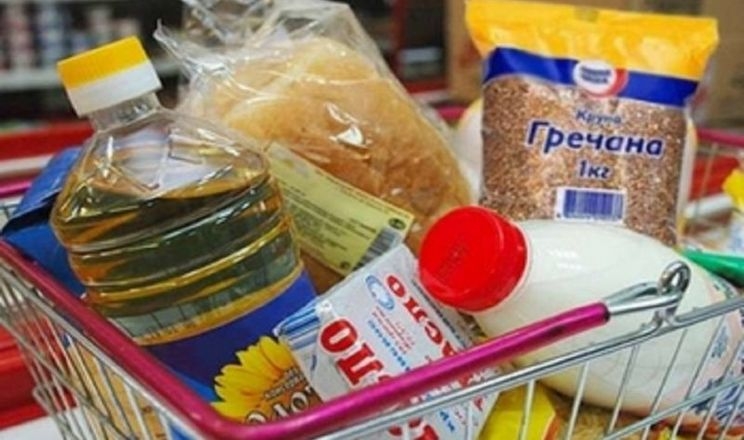 Супермаркети прискорять розрахунки з постачальниками базових продуктів