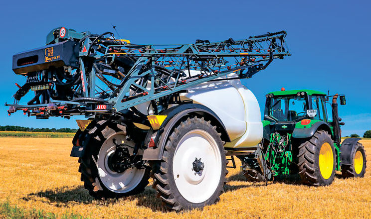 Причіпні обприскувачі та аплікатори українського виробництва набувають дедалі більшої популярності серед агровиробників