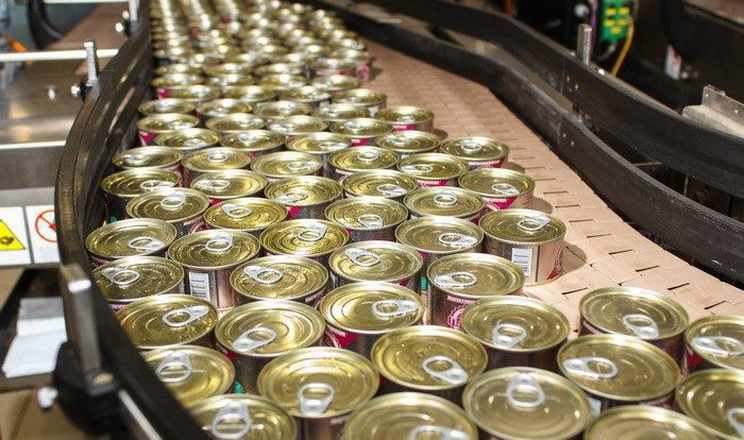 Мінекономіки пропонує не закуповувати м'ясні консерви до державного резерву