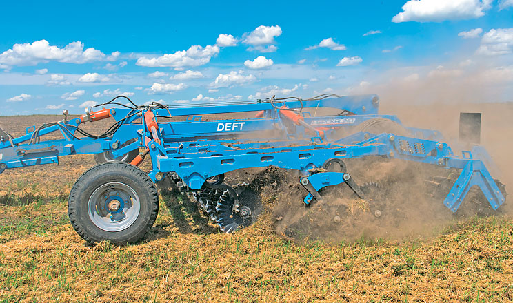 Сучасні вітчизняні ґрунтообробні агрегати упевнено конкурують із багатьма розрекламованими імпортними зразками