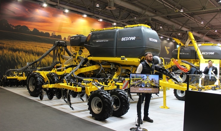 BEDNAR презентували на Agritechnica-2023 нові й удосконалені сівалки для ресурсоощадних технологій