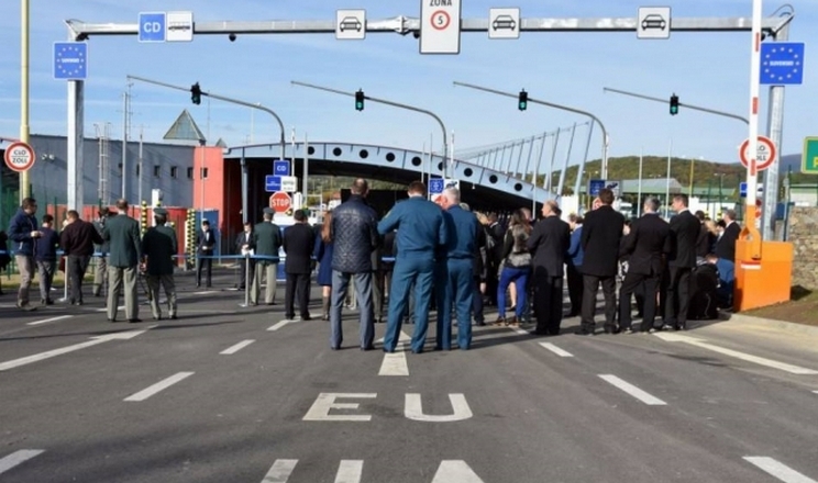 Словацькі перевізники блокують рух вантажівок на пункті пропуску «Вишнє Нємецке»