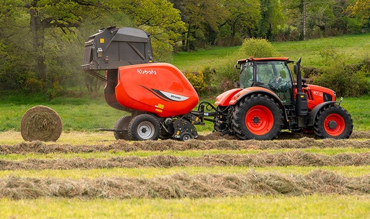 Kubota випустила новий, більш ефективний прес-підбирач BV6000