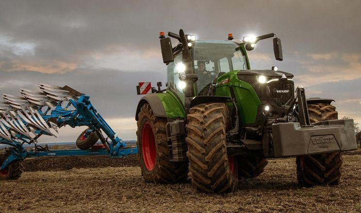 Fendt покращив конструкцію тракторів 300-700 Vario