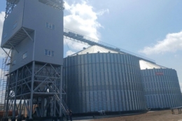 На Дніпропетровщині добудували елеватор з унікальною системою відвантаження зерна