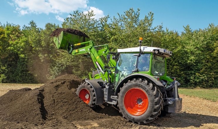 Трактори Fendt можна обладнати додатковими гідравлічними клапанами