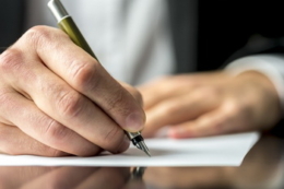 Президент підписав закон про зміни у регулюванні ветмедицини й благополуччя тварин