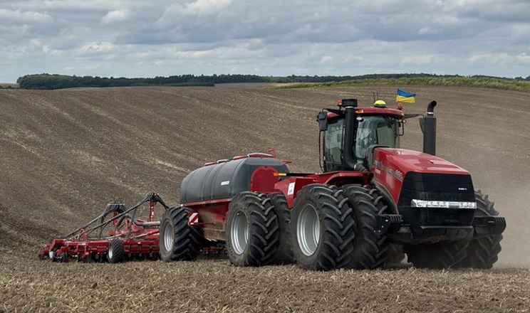 Перший мільйон гектарів озимих посіяли українські аграрії