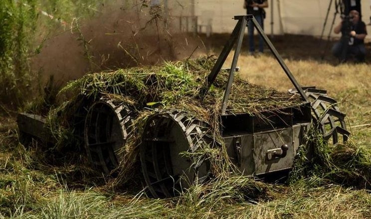 Українська машина для розмінування «Змій» пройшла випробування