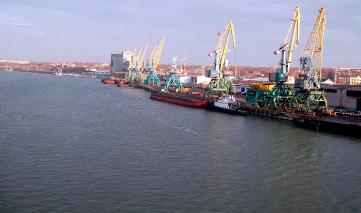 Ворог атакував порт Ізмаїл: пошкоджено термінали та об’єкти інфраструктури
