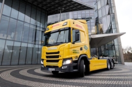 Scania та DHL тестують гібридну вантажівку