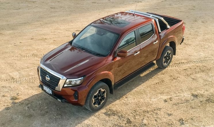 Майбутній Nissan Navara побудують на базі Mitsubishi L200 (Triton)