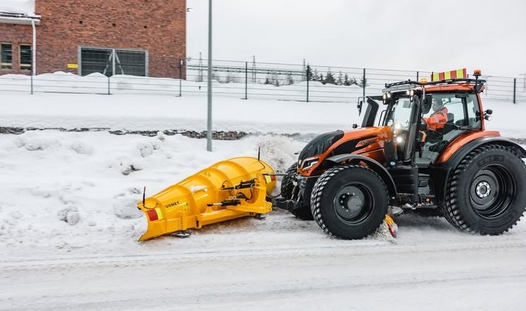 «Ібіс Мотор» стала офіційним дистриб'ютором техніки Valtra в Україні