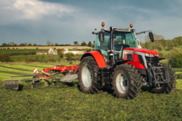 Massey Ferguson за рік представить водневий трактор