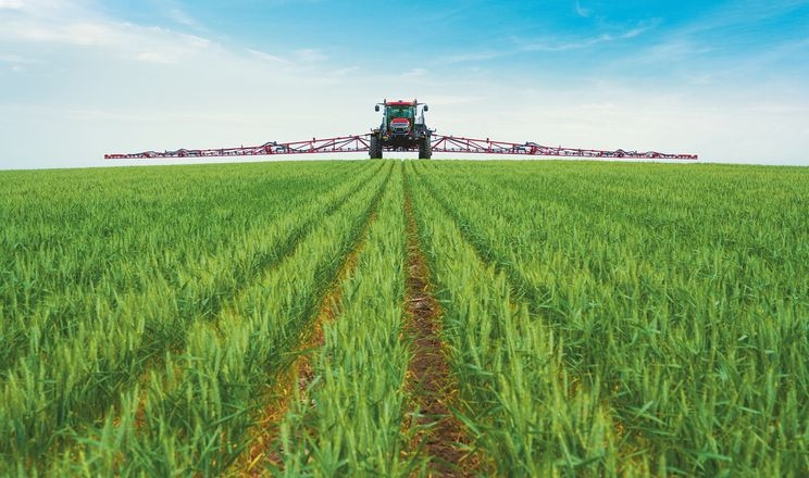 CASE IH презентує Patriot 4350: точність і комфорт для ефективного обприскування