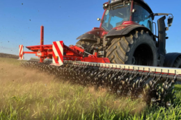Kuhn презентував роторну борону Starliner 630