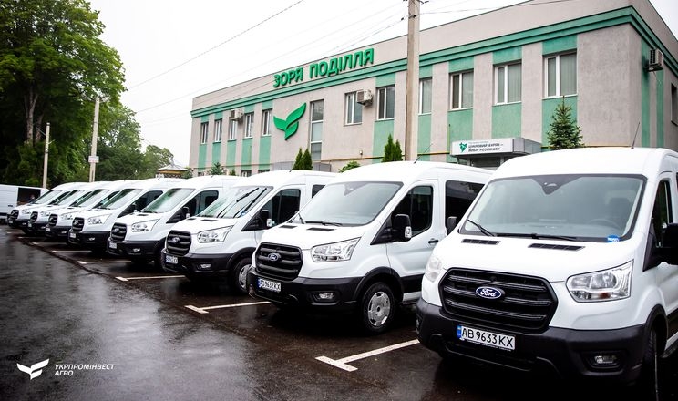 «Укрпромінвест-Агро» оновила автотранспорт для перевезення працівників<br>