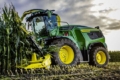 John Deere переходить на нові серії кормозбиральних комбайнів
