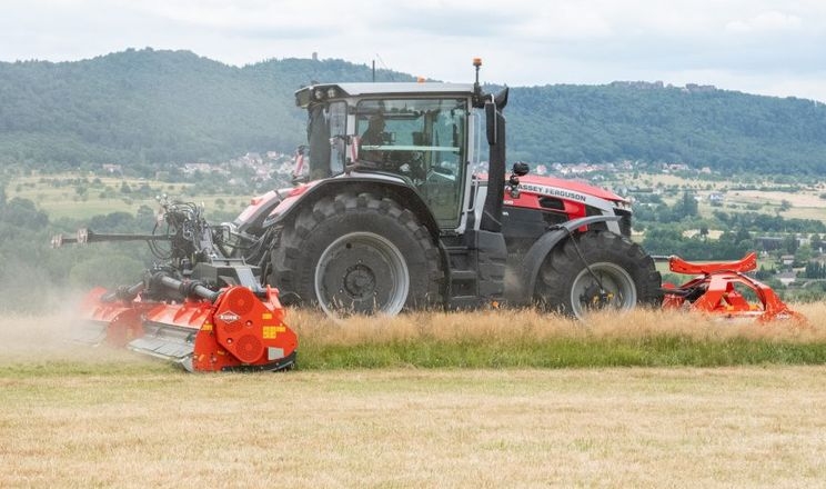 Kuhn презентував прототип мульчувальної косарки BP 8402 Pro