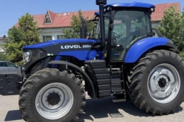 В Україні з’явився новий трактор LOVOL потужністю 260 к.с.
