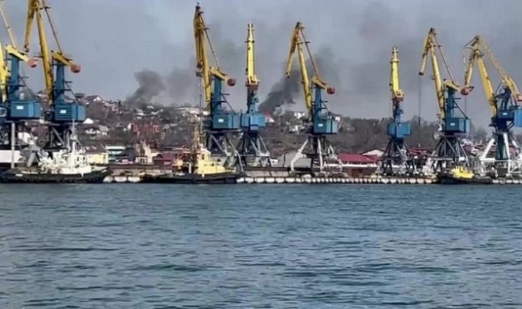 Порти окупованих Бердянська та Маріуполя рф включила до переліку об’єктів, відкритих для заходу іноземних суден