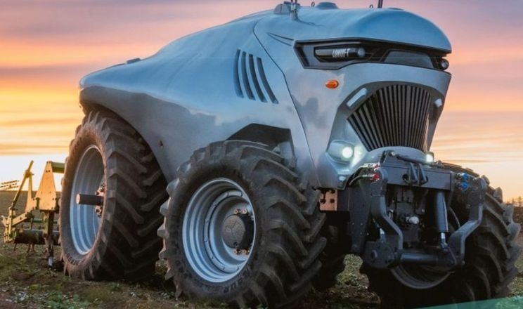Китай представив перший автономний електротрактор Honghu T70
