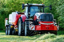 Pöttinger представив універсальний бак для силосних добавок LIQUIDO F