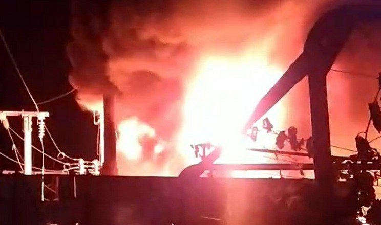 рф атакувала дронами підстанції, які живлять залізничну мережу