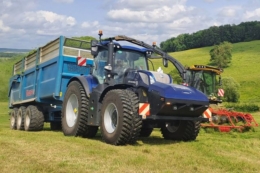 New Holland запускає серійне виробництво метанового трактора T7.270