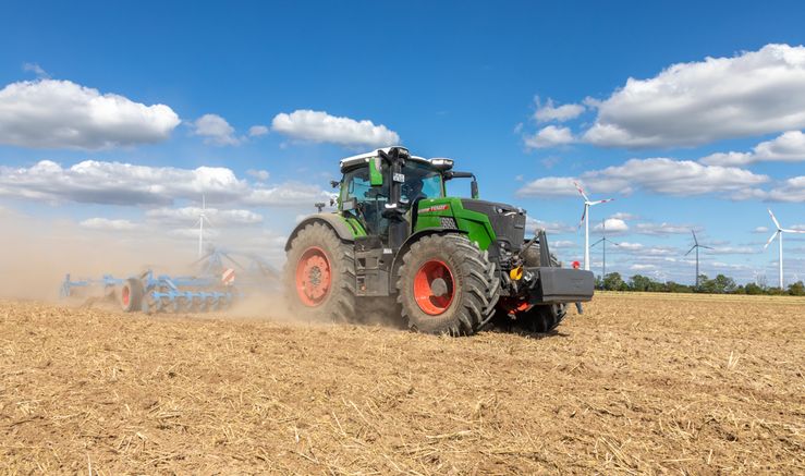 Новий Fendt 800 Vario Gen5: 343 «коней» у компактному корпусі