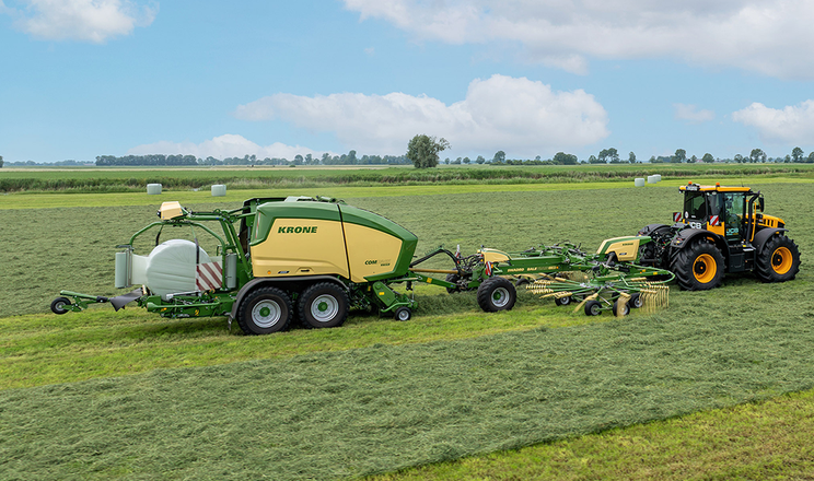 KRONE представив Swadro BaleTrain TC 880 Pro – валкування і пресування в одній машині