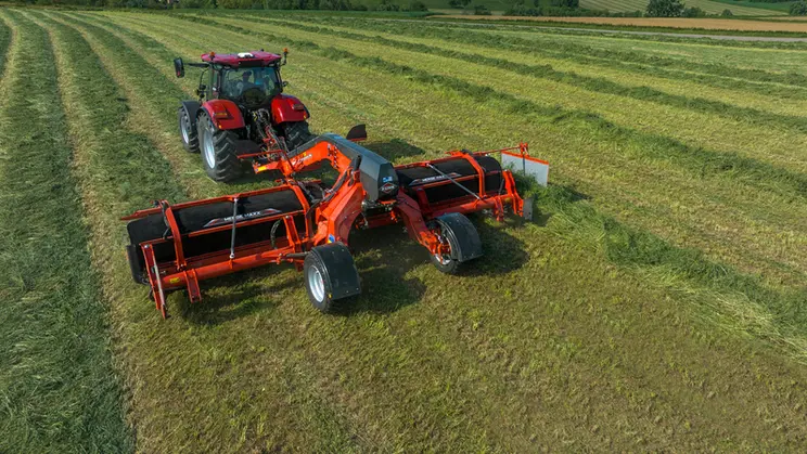 Kuhn оновив лінійку валкоутворювачів Merge Maxx 102