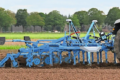 Lemken готує культиватор Karat до роботи з роботами-тракторами