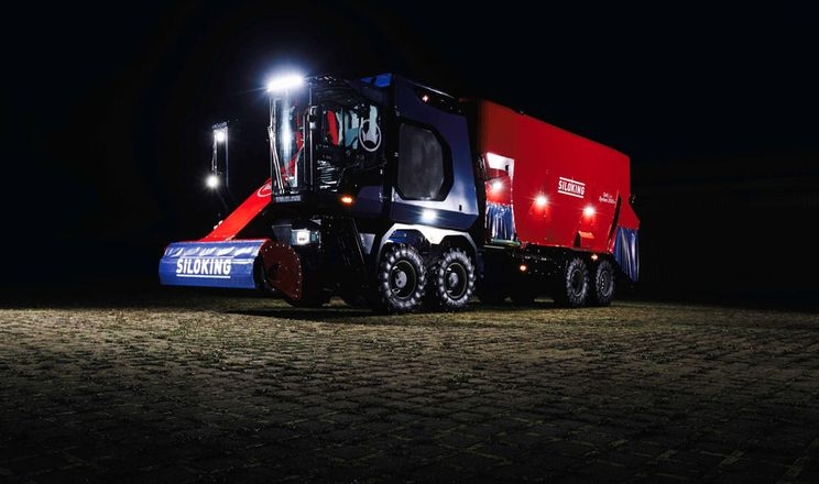 Siloking презентує найпотужніший у світі самохідний змішувач кормів