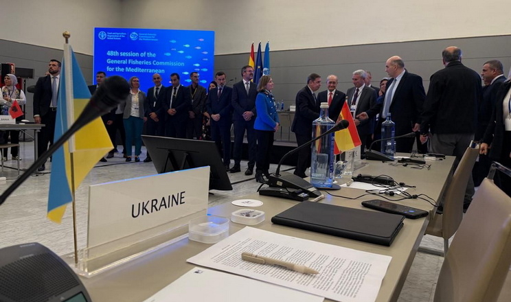 Україна спільно з ГКРС розробить дорожні карти для розвитку аквакультури